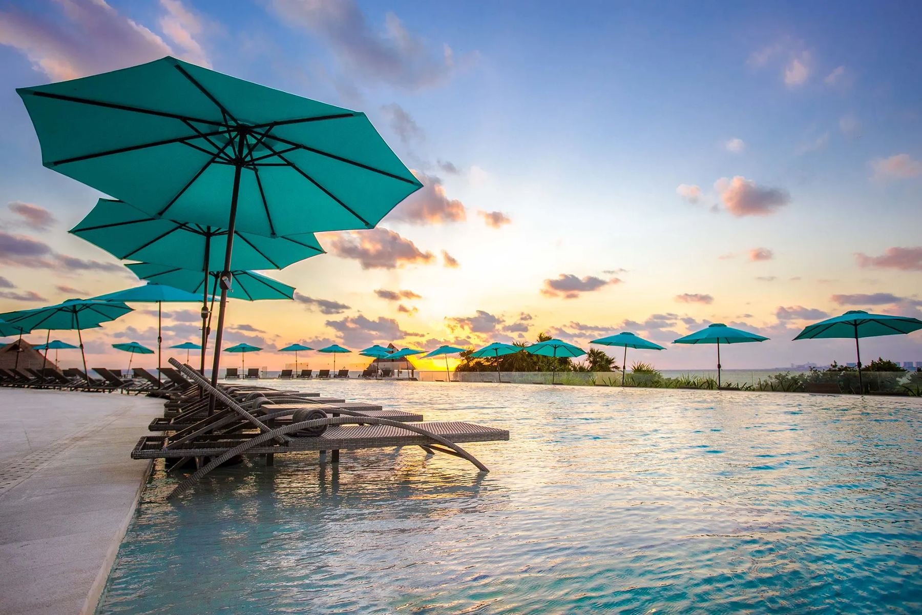 Luxury Vista Cancun Golf & Spa  Resort All-Inclusive Timeshare Promotion